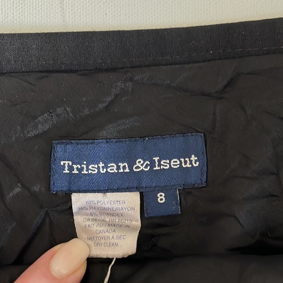 Embroidered Skirt - Picture 5 of 7